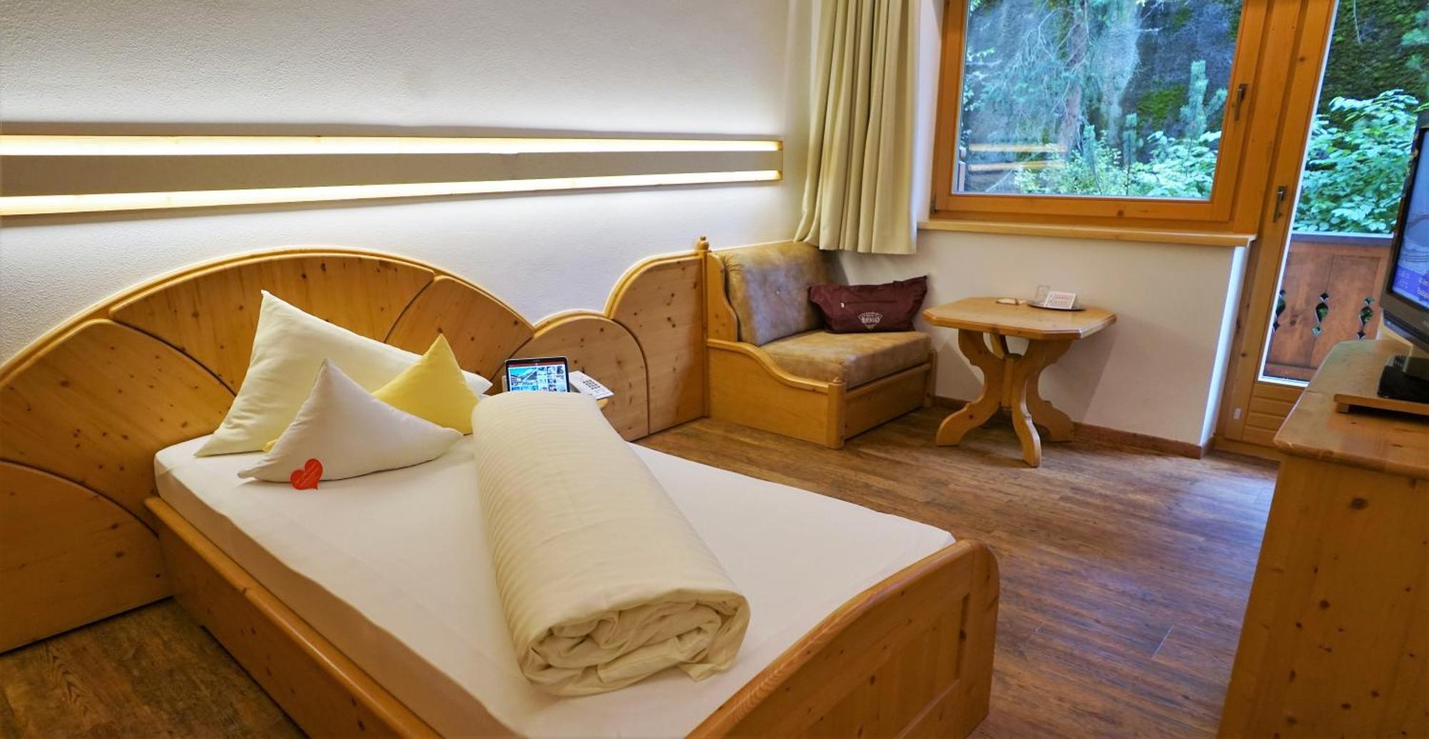 Alpenbad Hotel Hohenhaus Tux Exteriér fotografie